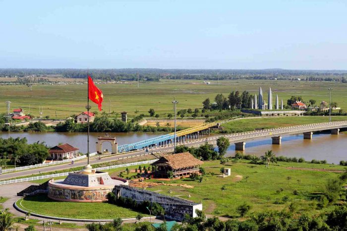Cầu Hiền Lương - Sông Bến Hải