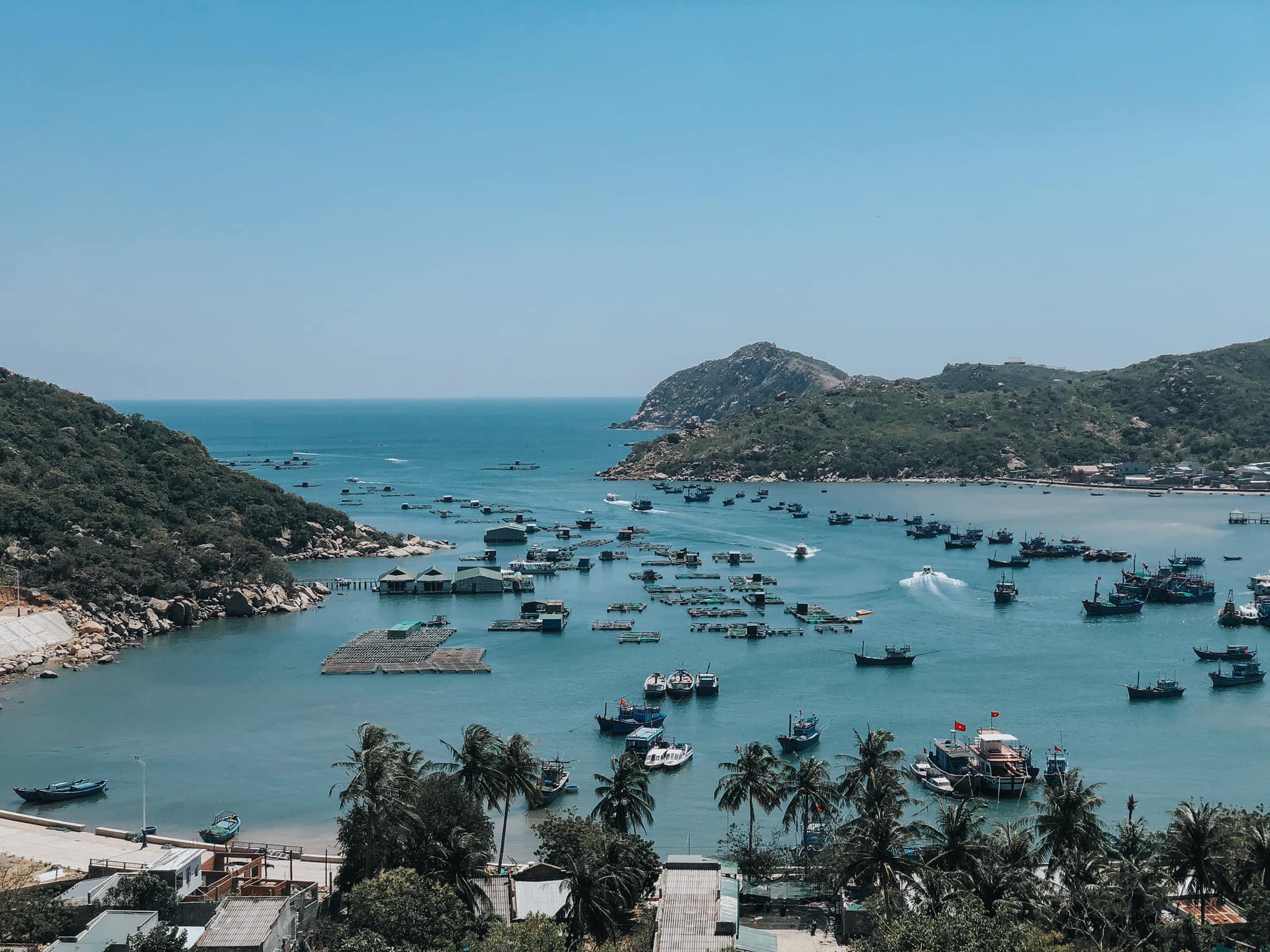Khám phá vịnh Vĩnh Hy: Địa Trung Hải của Việt Nam