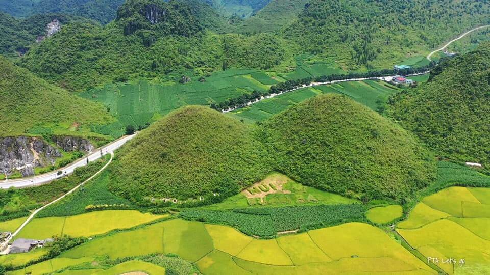 Review núi đôi Quản Bạ: Tuyệt tác thiên nhiên tại Hà Giang