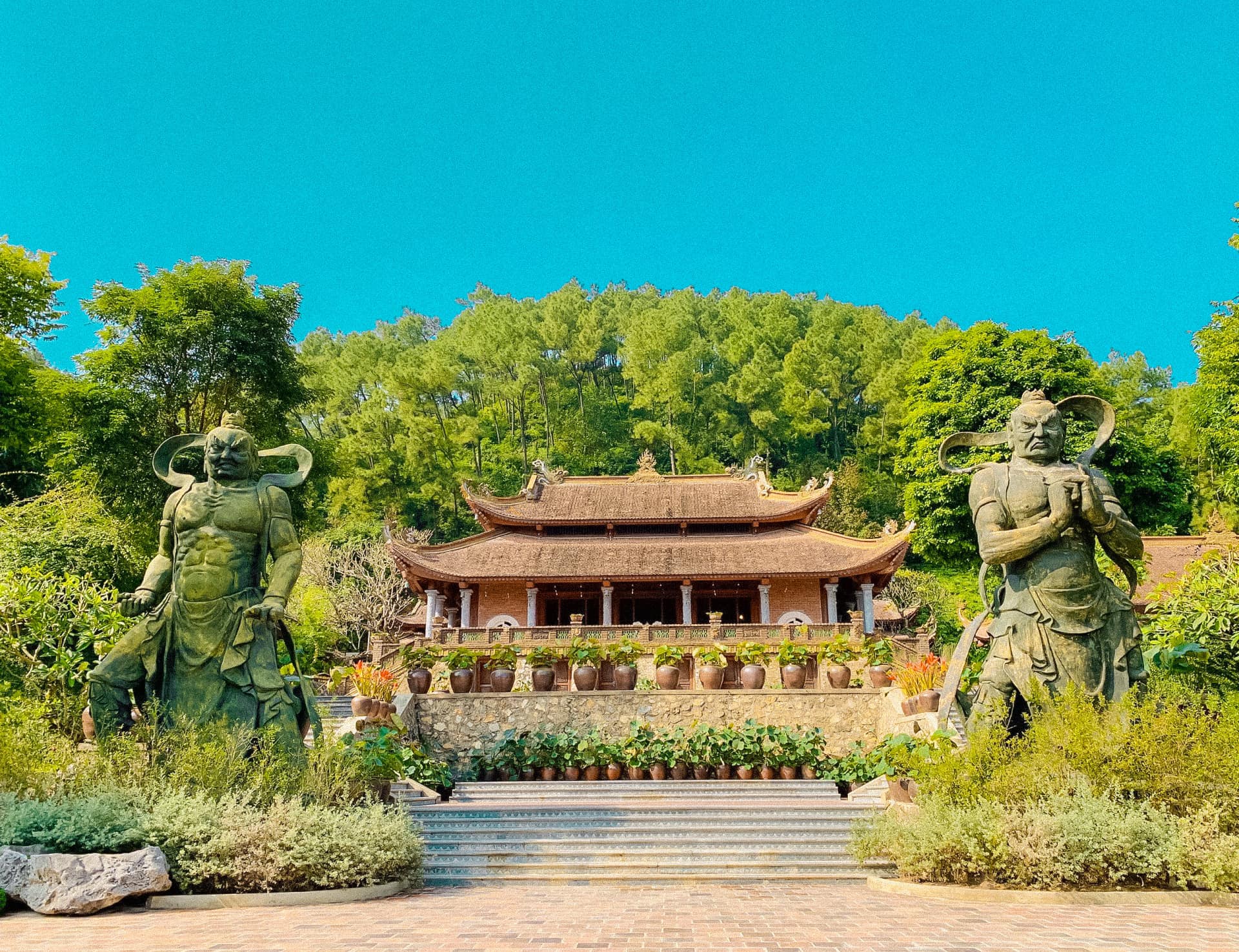 Review kinh nghiệm đi chùa địa tạng phi lai tự chi tiết 2022