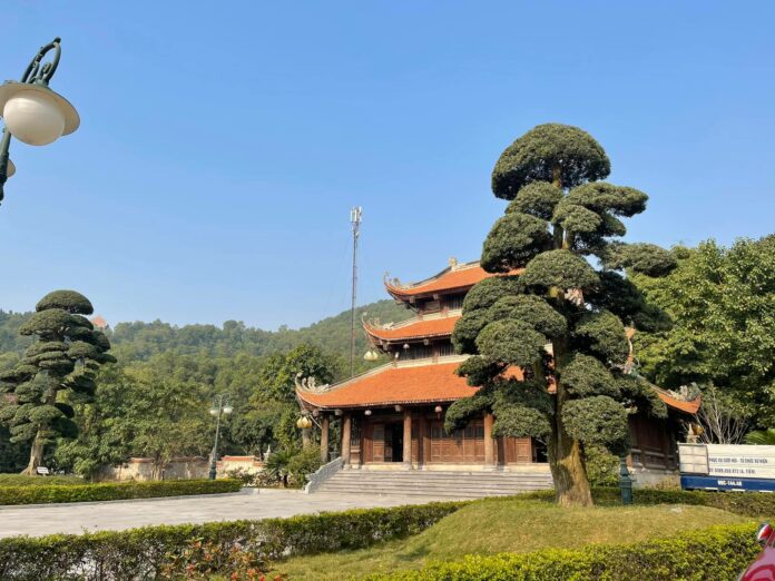 Khám phá chùa Hàm Long Bắc Ninh 2022, chùa Hàm Long ở đâu?