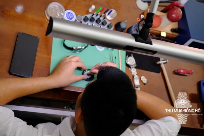 Sẵn sàng thu mua đồng hồ cũ giá cao tại Hà Nội và Tp.HCM cũng như trên Toàn Quốc