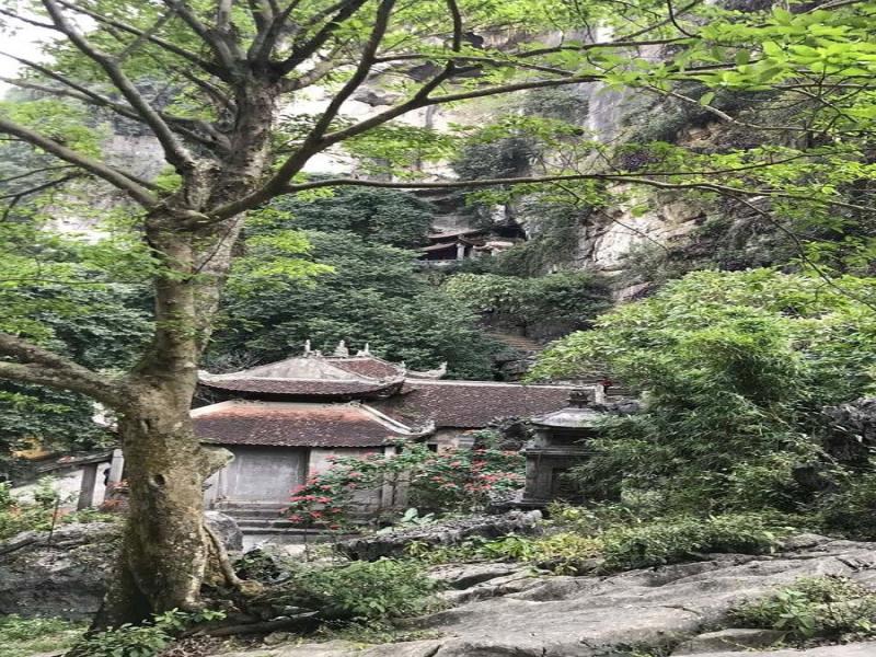 Bich Dong Pagoda