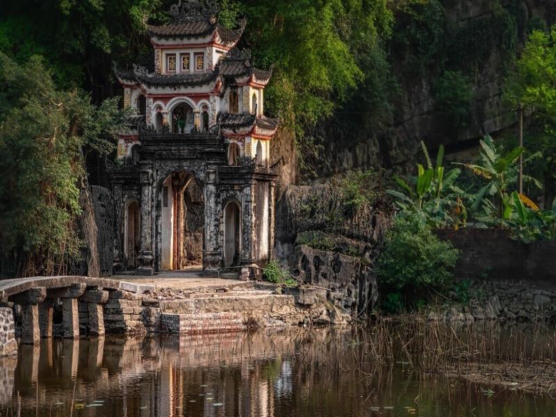 Bich Dong Pagoda