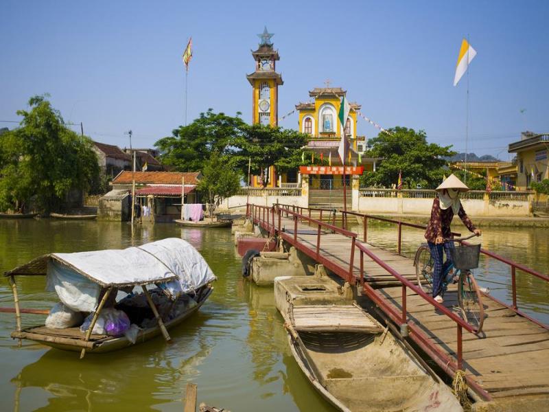 Thung Nham Bird Park