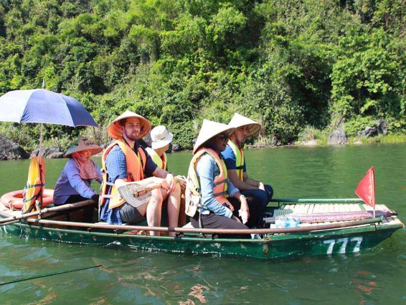 Trang An boat tour-Hoi An Private Taxi